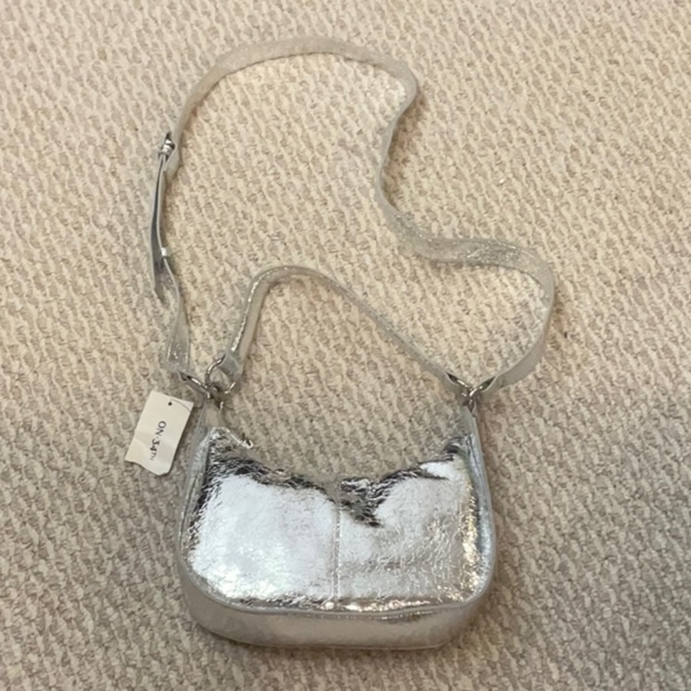 Stylish Silver Shoulder Bag
